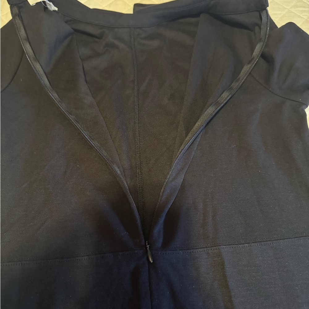 LOFT Black Short-Sleeve Mini Dress with Front Flap Pockets - Picture 7 of 9